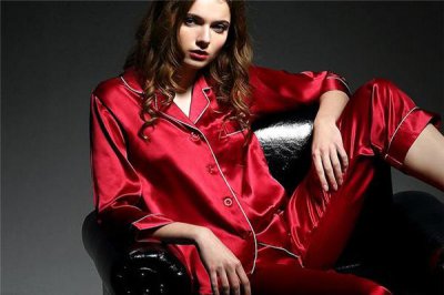 ​真丝睡衣能用挂烫机吗 温度不要太高