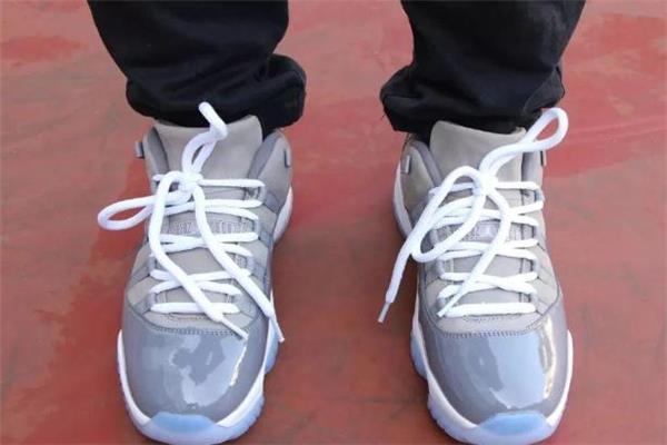 aj11 low正品鞋带多长 鞋带长度偏长