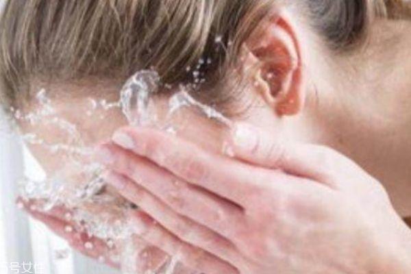 茶叶洗脸有什么好处 有这4大好处