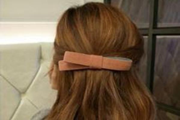 咖啡色发色好看吗 咖啡色发色张扬吗