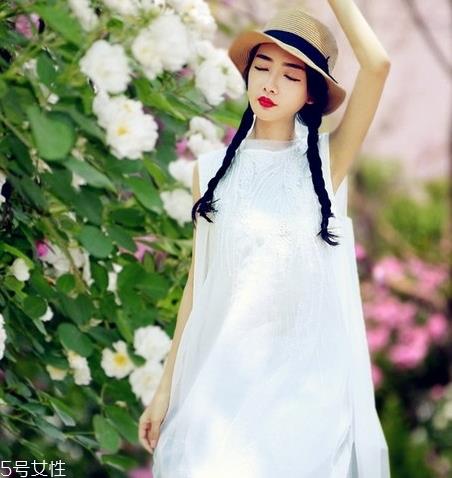 棉麻长裙子怎么搭配？文艺妹纸都这样穿