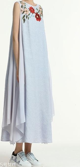 棉麻长裙子怎么搭配？文艺妹纸都这样穿