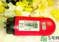 雅诗兰黛小棕瓶精华适合多大年龄?