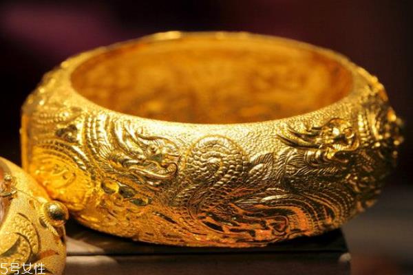 黄金手镯怎么保养 这些事项要当心