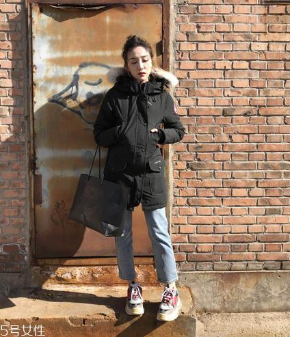 牛仔裤最小码是多大？牛仔裤成人最小码25