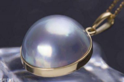 ​马贝珍珠是海水珠吗 备受喜爱的珍珠品种