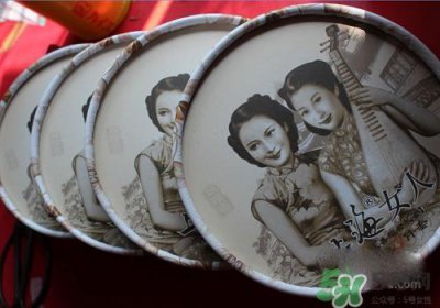 ​雪花膏适合油性皮肤吗？油性皮肤可以用雪花膏吗？