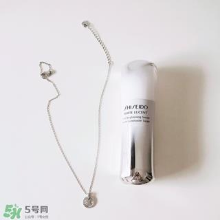 资生堂新透白精华怎么用？资生堂新透白精华使用方法