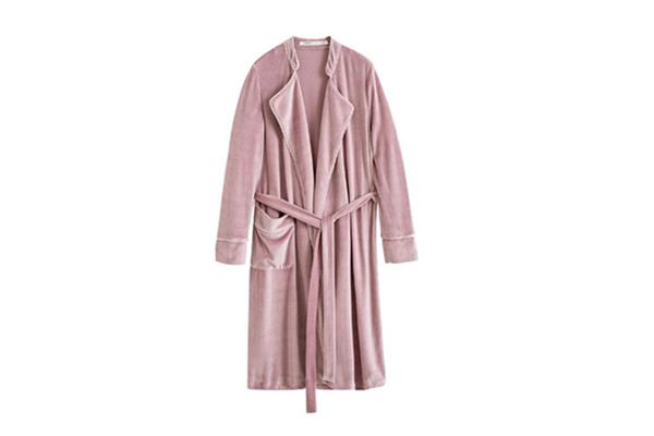 睡袍的作用到底是什么 睡袍是纯棉的好还是法兰绒的好