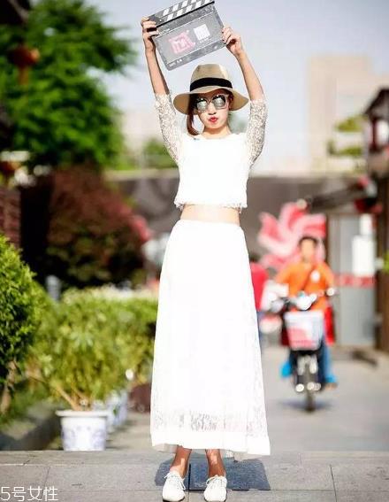 夏天戴什么帽子好看？夏季帽子搭配图片