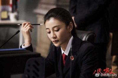 ​人民的名义林华华扮演者竟然是杨幂的同学，美貌也不输杨幂？