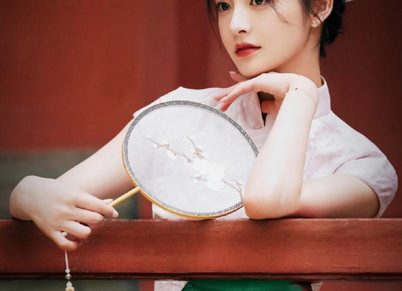 饭店辛苦的说说