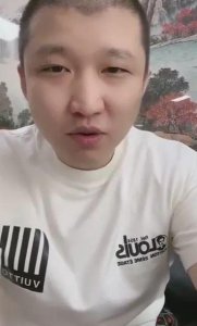 ​二驴微博违规刷粉被官方封禁！小阿牛当众喊话二驴：离婚也得赔钱