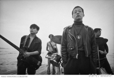 ​黑豹乐队历届五大主唱盘点，网友评论窦唯之后再无《无地自容》