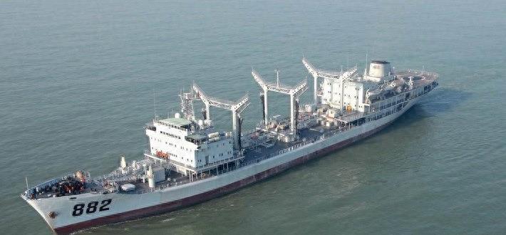 中国海军六大补给舰