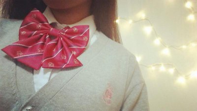 ​气垫和粉底液的区别（气垫和粉底液区别真有这么大）