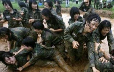 ​日本最“污”的节目，男性看到女性就扑上去，网友：不愧是日本