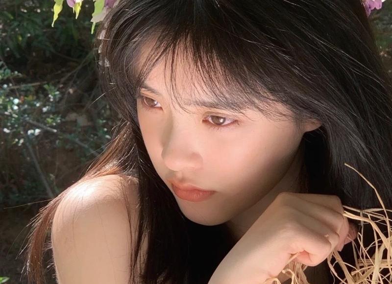 别以貌取人，水瓶座女生内在世界丰富多彩