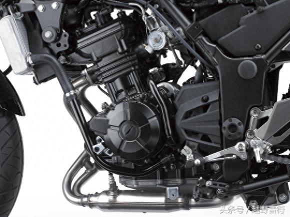 川崎 Ninja 250 小忍者ABS版 4.39万元