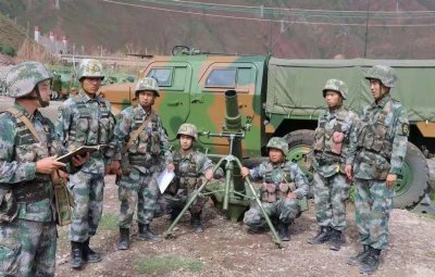 ​打完就跑！国产新型车载迫击炮入役，机动灵活操作方便