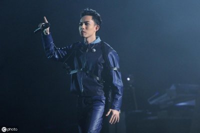 ​华语乐坛的疗伤歌手林宥嘉，现实收获幸福，新歌上线甜蜜暴击