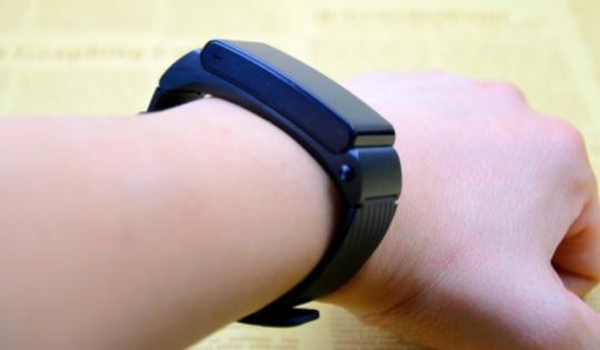 华为手环b2隐藏功能（哪面都有范儿的智能手环）(12)