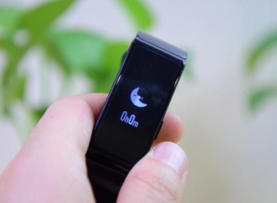 华为手环b2隐藏功能（哪面都有范儿的智能手环）(22)