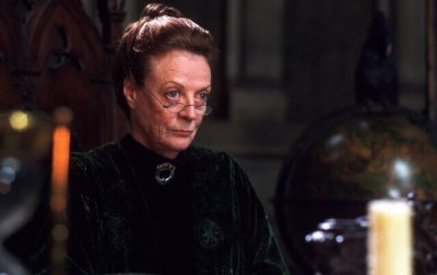 ​在邓布利多和斯内普两个戏精面前，麦格教授表示自己太难了