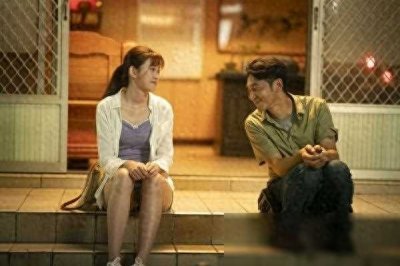 ​女星拍哭戏被蚊子干扰 抬头一看「李李仁已经哭了」：太敬佩！