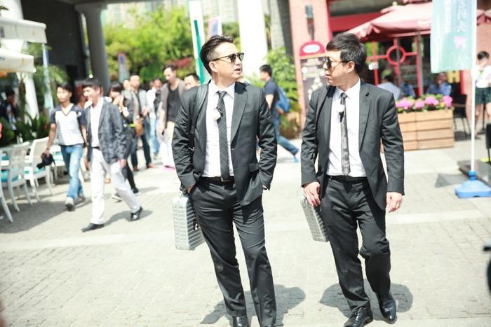 “坏叔叔”黄渤将做客《向往的生活》，具体哪一期官方早已透露