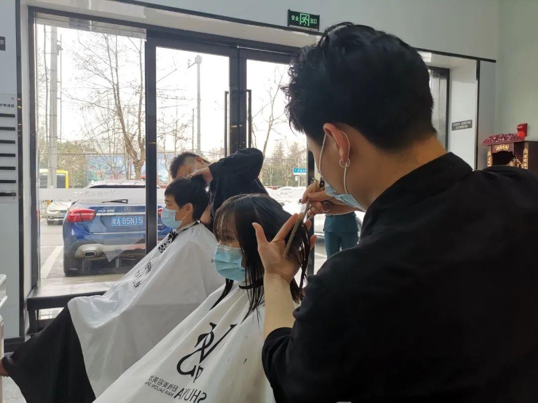 生日当天能剪头发吗(过生日剪头发吉利吗)