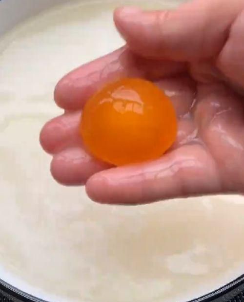 咸蛋黄怎么搅粉碎