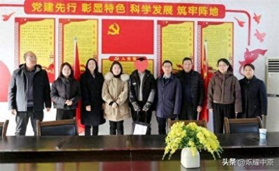 ​鲁山县法院“爱心妈妈”走访看望失依儿童