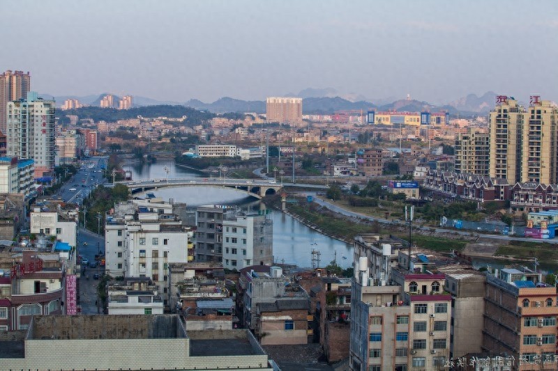 玉林，“岭南美玉，胜景如林”，自古享有“岭南都会”之美誉