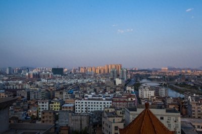 ​玉林，“岭南美玉，胜景如林”，自古享有“岭南都会”之美誉