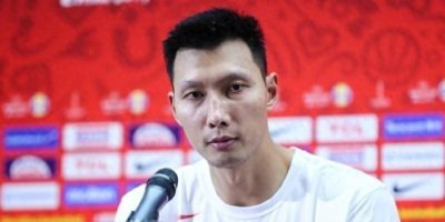 ​朱芳雨因故缺席易建联退役仪式，杜锋解释原因，退役内幕曝光。