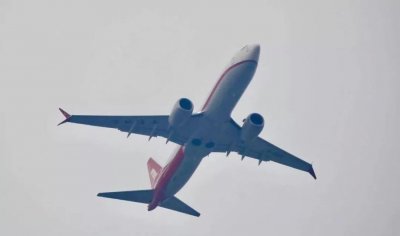 ​今早，一架737MAX在虹桥机场起飞了……