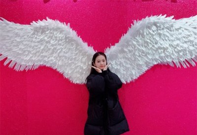 ​快手小小如真实身份是什么  被一些网友质疑有炒作的嫌疑