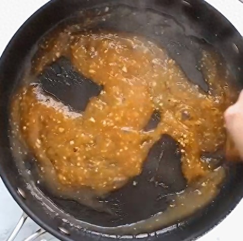 手残也能做蜜汁芝麻鸡块，只要1种酱，孩子不爱吃鸡肉都吃掉半盆