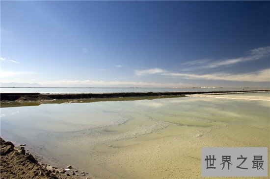 中国最大的盐湖，价值两千亿24小时有军队看守