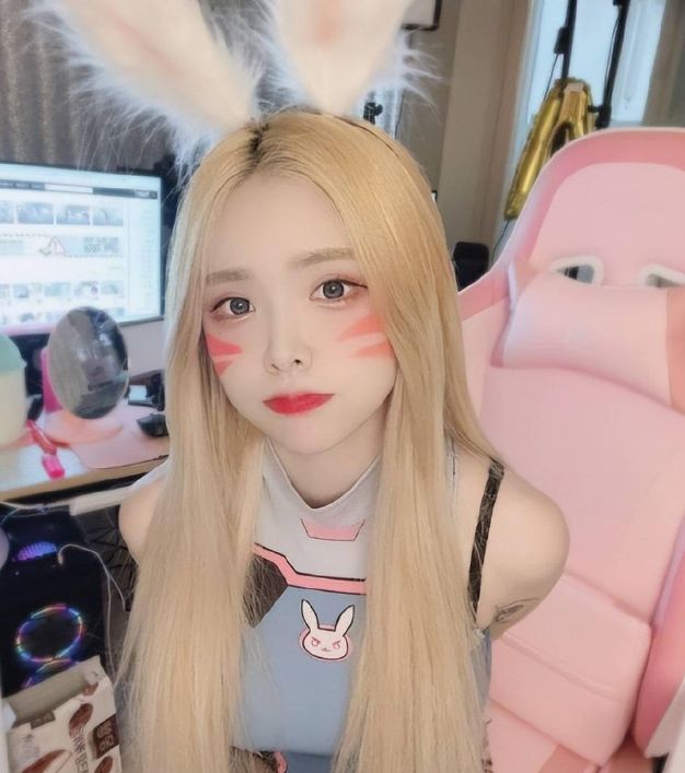 WE大舅子mystic前妻Jintimo金提莫onlyfans下海 金提莫卖83块付费图片事件完整版