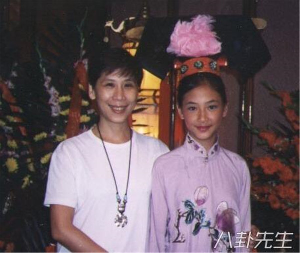 应采儿藏毒与谁有关是真的吗,应采儿其实真的很漂亮年轻时的照片