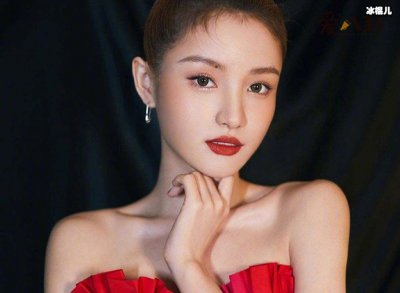 林小宅梁继远恋情曝光当天就分手,二人双双出轨是绝配!