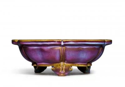 ​今年秋拍中成交千万的天价钧瓷，成为瓷器界最高拍卖价格