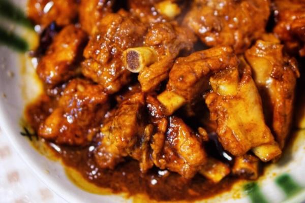 红烧排骨有点腥怎么办 这样处理它