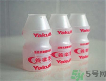 养乐多的瓶子可以做什么?养乐多的瓶子diy