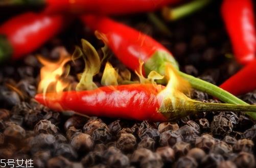 阿宽重庆小面食用方法 和方便面一样吃