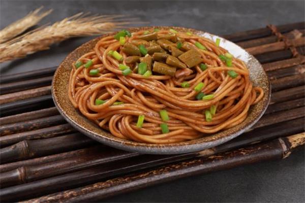 热干面吃多了会怎么样 热干面用什么温度的水煮