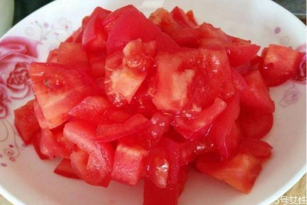 西红柿生长环境是怎么样呢 西红柿成熟在什么季节呢