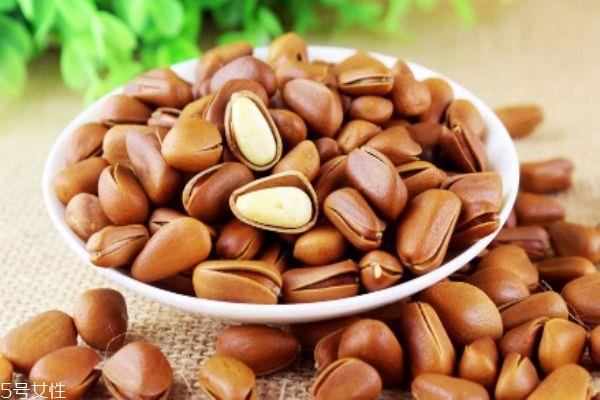 松子有什么营养价值呢 吃松子有什么好处呢